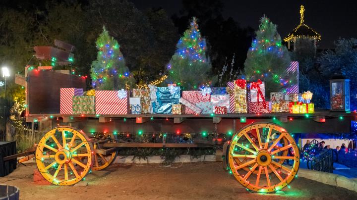 Decorated wagon at Holiday Lights at Heritage Hill Historical Park. 